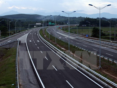 Tuyến cao tốc Nội Bài-Lào Cai.
